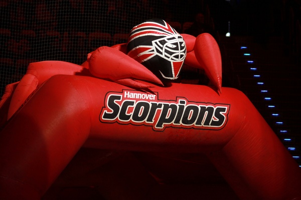 Scorpions050110   005.jpg